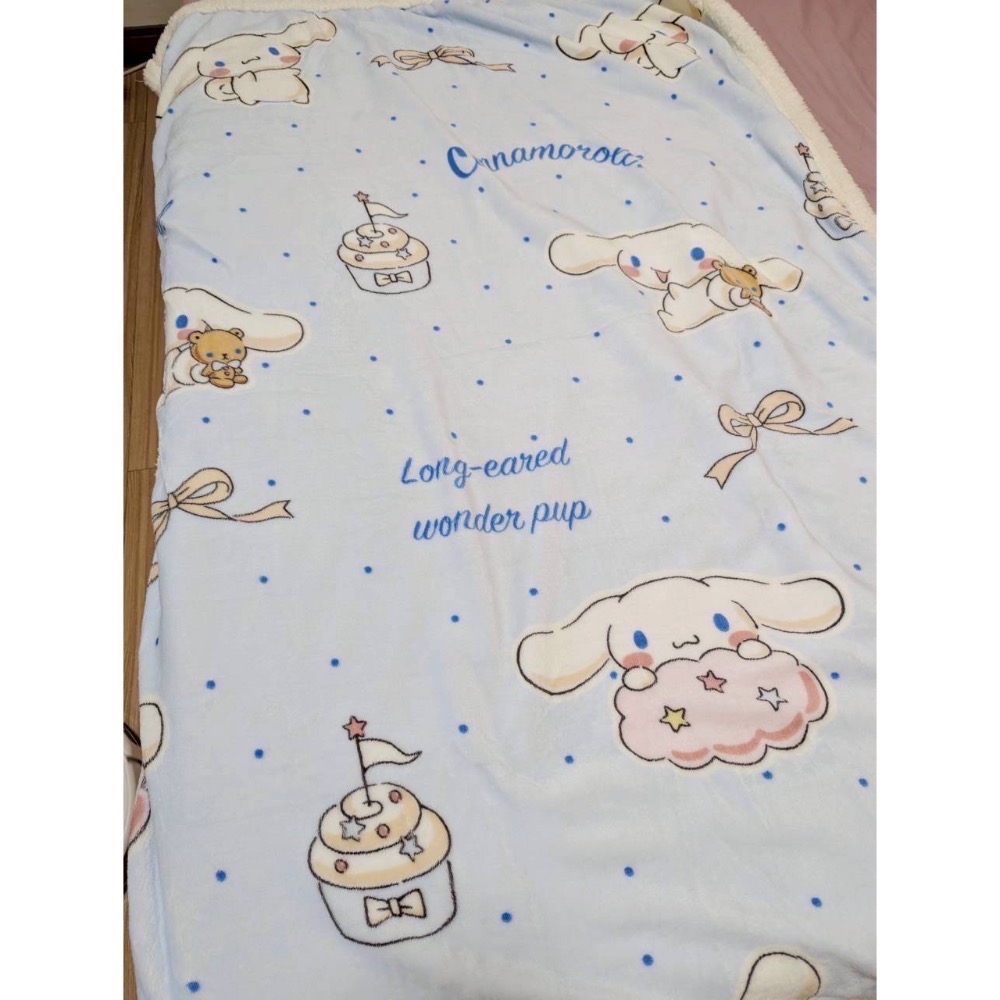 正版授權 雷標 三麗鷗 酷洛米、kitty凱蒂貓、布丁狗、大耳狗、美樂蒂 羊羔絨毛毯-細節圖6