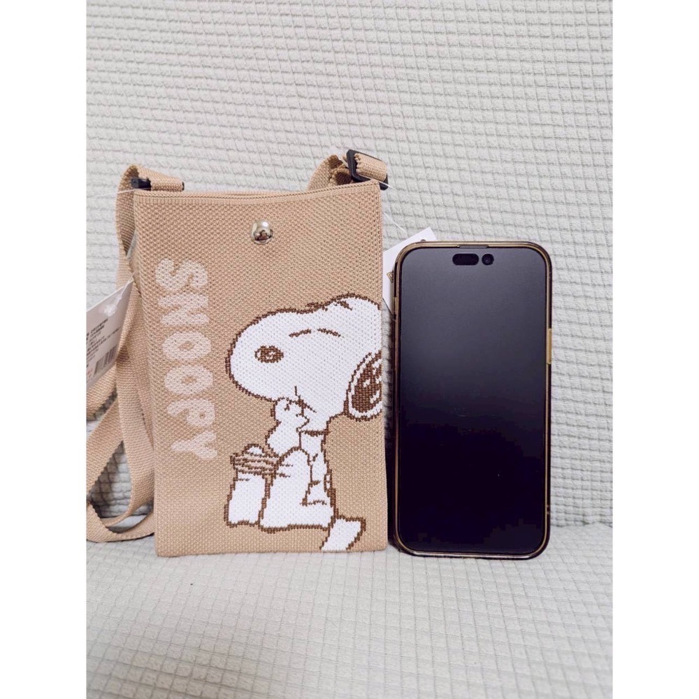 正版雷標 史努比 snoopy 磁扣手機包-細節圖2