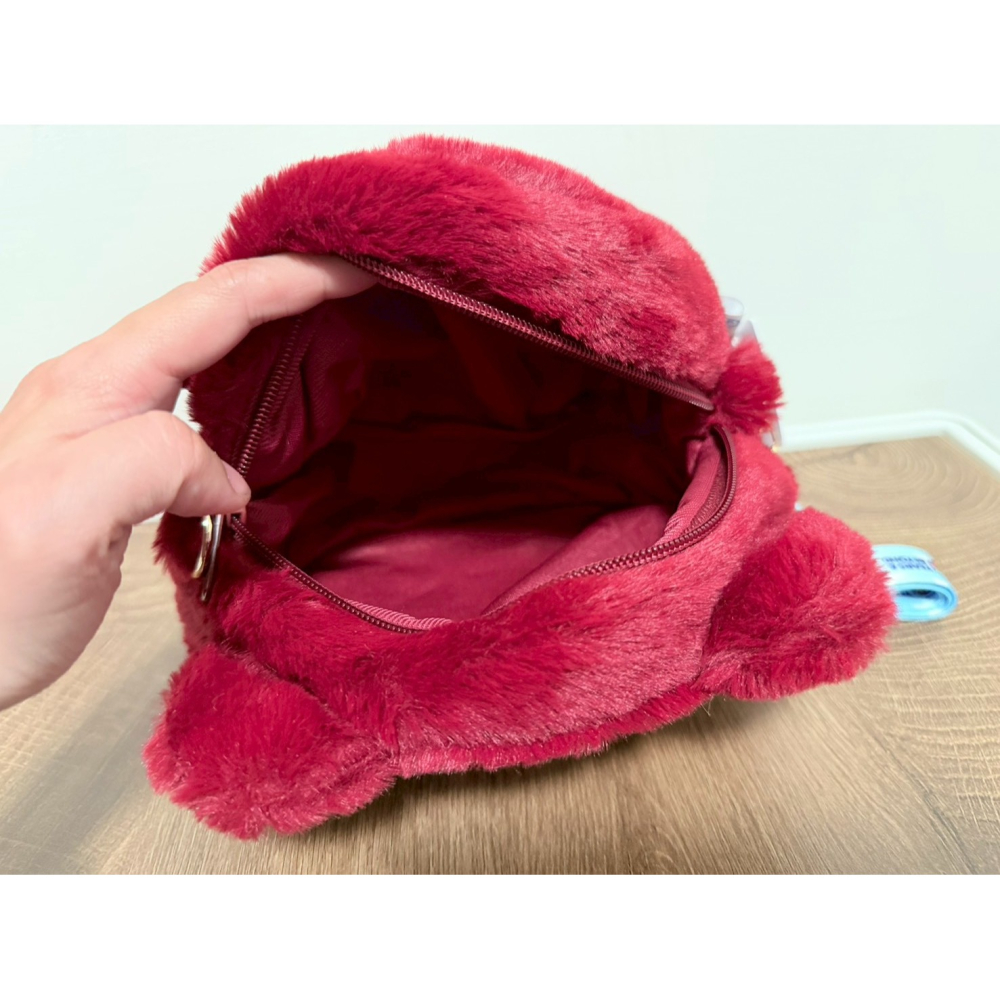 正版雷標 迪士尼 玩具總動員 熊抱哥 草莓熊8吋頭型側背包-細節圖3