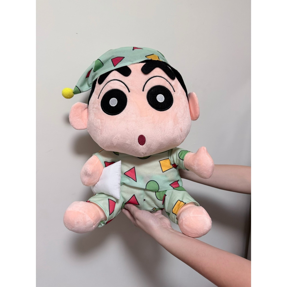 正版吊牌 蠟筆小新 16吋 睡衣款 絨毛娃娃 絨毛玩具-細節圖2