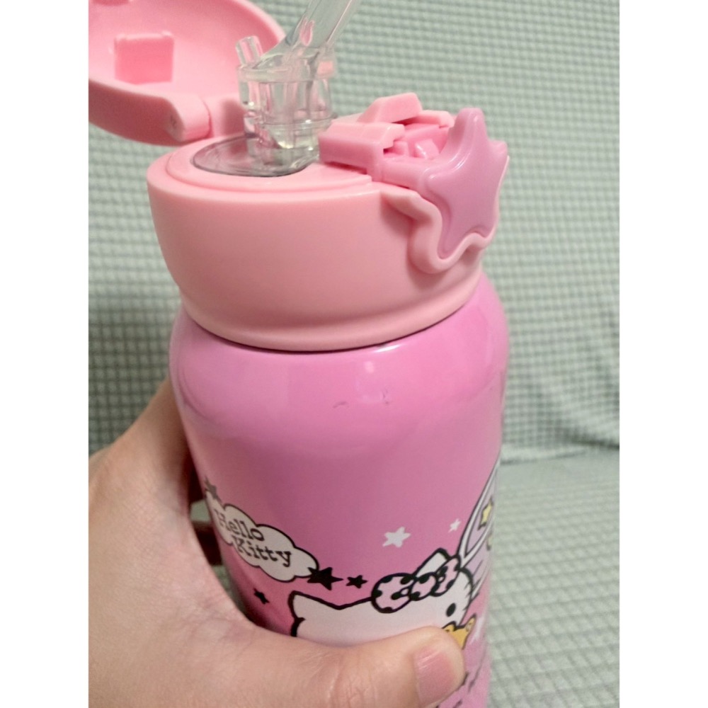 正版雷標 三麗鷗 凱蒂貓 kitty 吸管不鏽鋼保溫水壺 500ml-細節圖4
