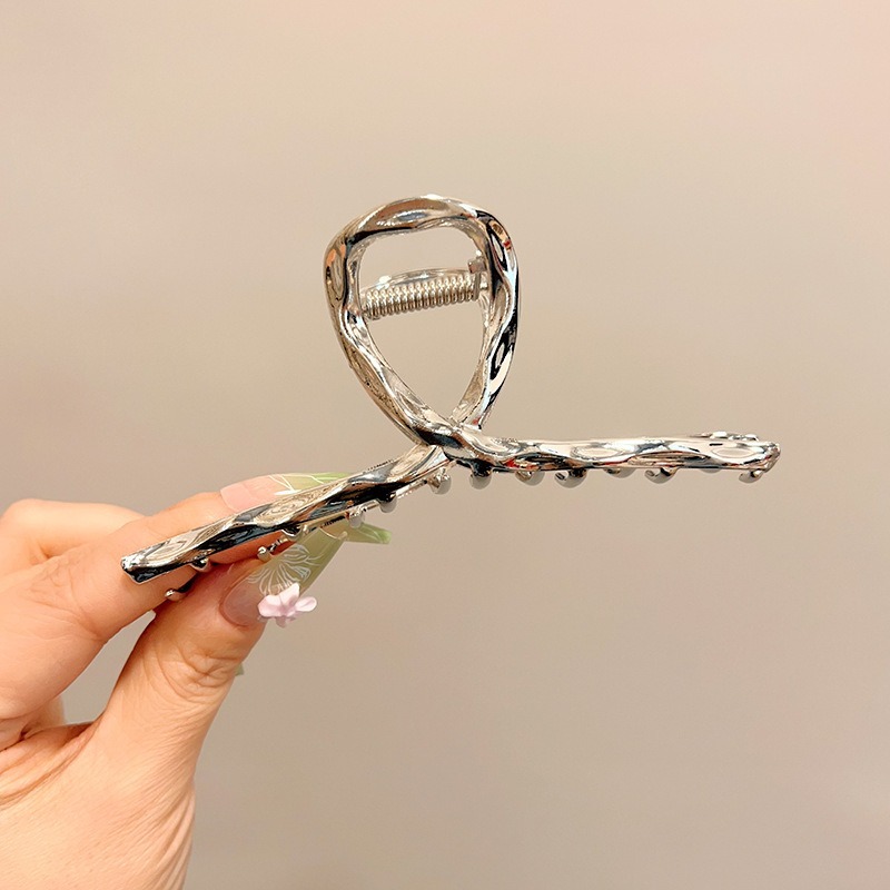 🌟『Yo省錢』11cm金屬不規則交叉鯊魚夾-細節圖2