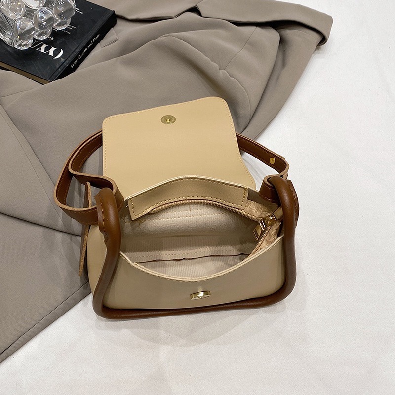 🌟🌟『Yo省錢』PU皮小方包-細節圖3