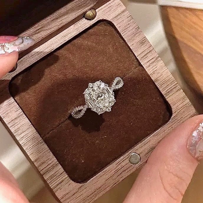 美感交織｜S925銀 碎鑽鋯石戒指-細節圖2