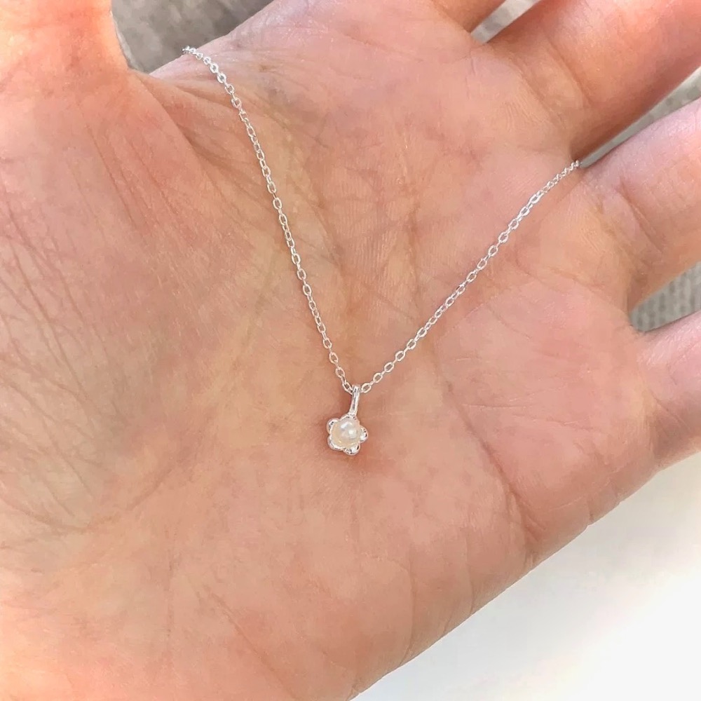 S925銀小花珍珠項鍊-細節圖3