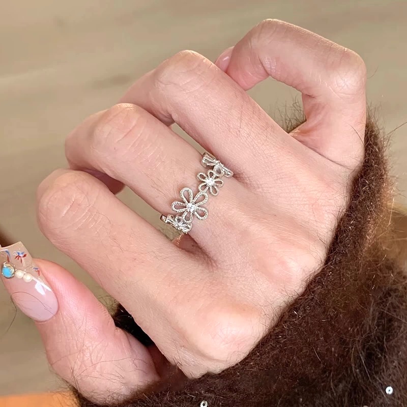 S925銀 小花纏繞 戒指-細節圖2