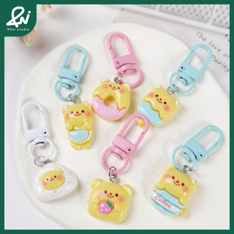 『台灣現貨』奶油小熊鑰匙扣 少女心必備 可愛卡通掛飾 學生背包掛件 掛墜裝飾【94ni.studio】-細節圖5