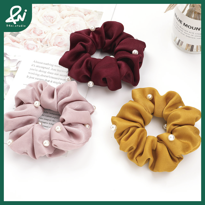 『台灣現貨』12cm韓版珍珠大腸髮圈｜氣質簡約髮飾｜馬尾必備布藝髮繩【94ni.studio】-細節圖7