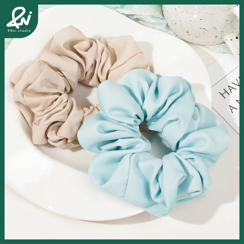 『台灣現貨』13cm 斜紋高級感大腸髮圈｜盤髮紮髮必備｜時尚彈力髮繩髮飾【94ni.studio】-細節圖3