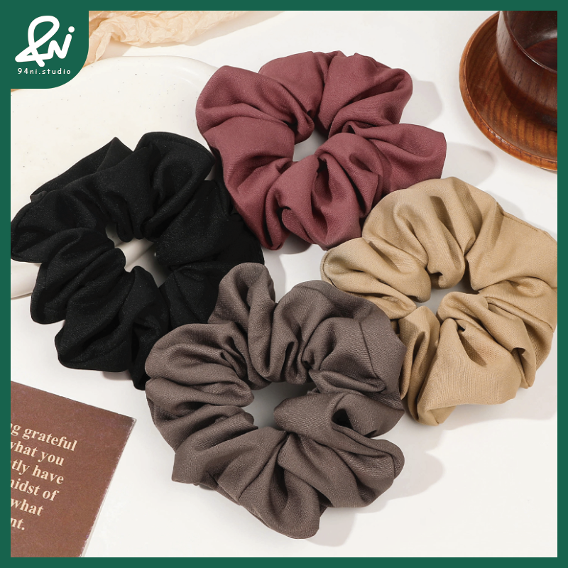 『台灣現貨』13cm 斜紋高級感大腸髮圈｜盤髮紮髮必備｜時尚彈力髮繩髮飾【94ni.studio】-細節圖4