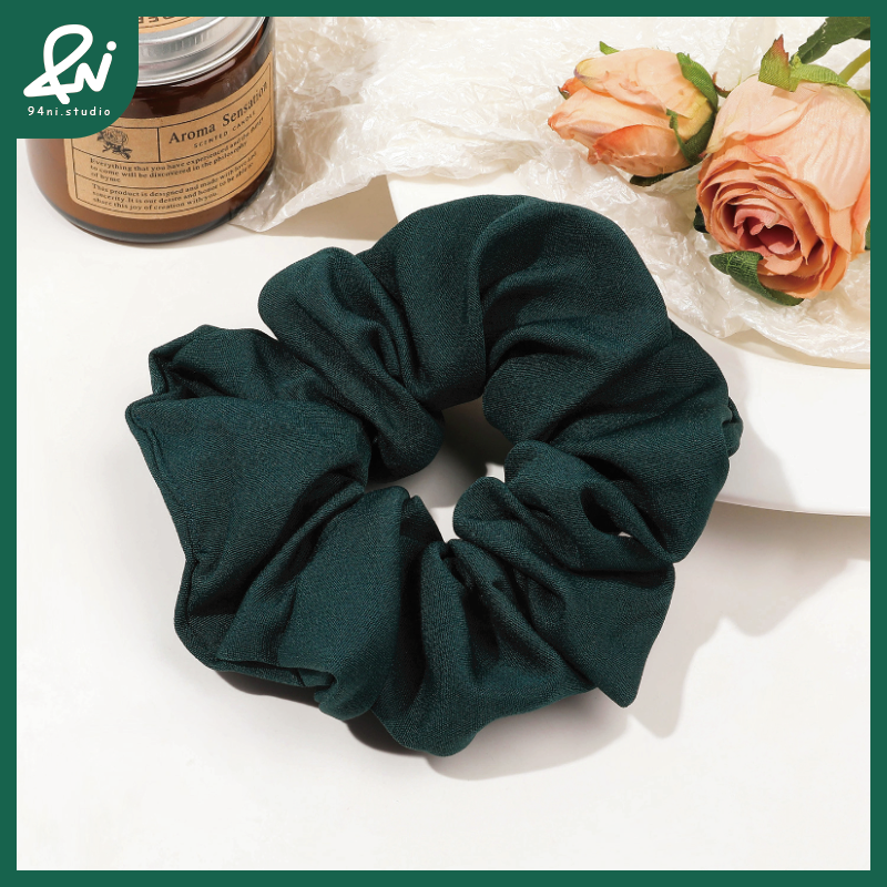 『台灣現貨』13cm 斜紋高級感大腸髮圈｜盤髮紮髮必備｜時尚彈力髮繩髮飾【94ni.studio】-細節圖8