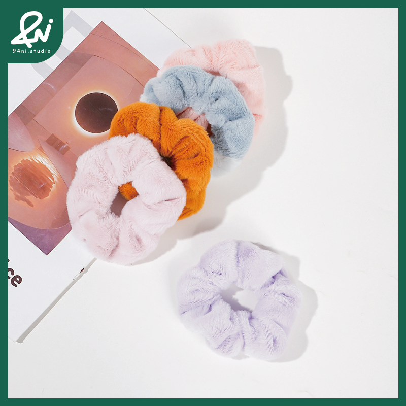 『台灣現貨』10cm 仿兔毛絨大腸髮圈｜高級感絲滑質地｜溫柔毛絨感髮飾｜髮圈｜髮繩【94ni.studio】-細節圖5