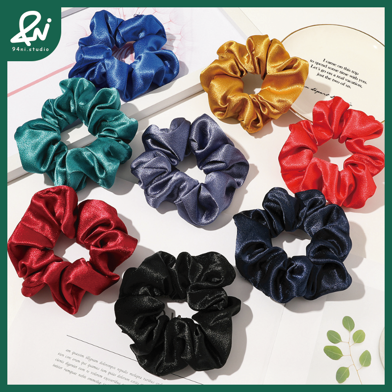 『台灣現貨』12.5cm 水晶緞面高級感大腸髮圈｜簡約氣質馬尾頭繩｜ins風百搭髮飾｜光澤細膩【94ni.studio】-細節圖4