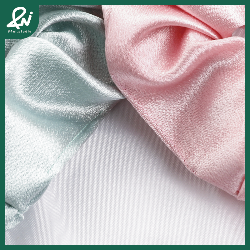 『台灣現貨』12.5cm 水晶緞面高級感大腸髮圈｜簡約氣質馬尾頭繩｜ins風百搭髮飾｜光澤細膩【94ni.studio】-細節圖8