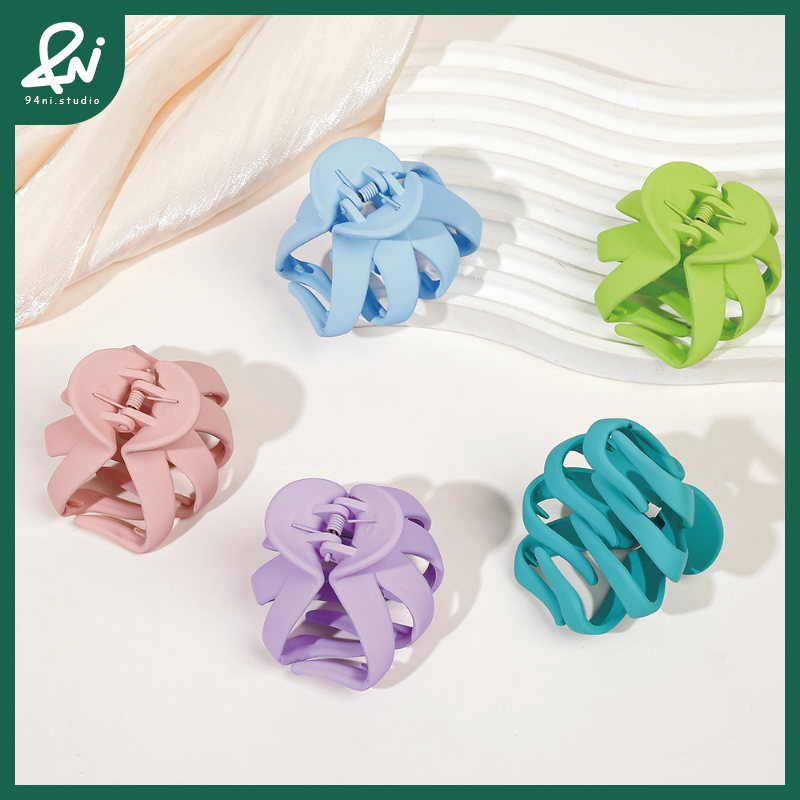 『台灣現貨』7cm 磨砂八爪鯊魚夾｜馬卡龍色系｜莫蘭迪色系｜簡約不規則幾何抓夾｜ins風髮夾【94ni.studio】-細節圖3