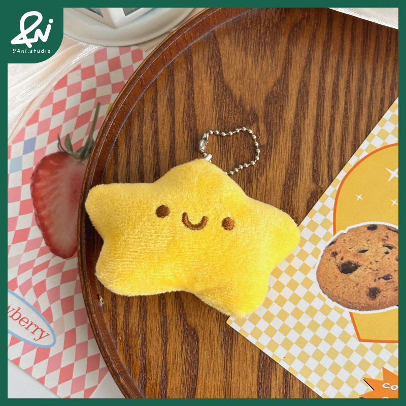 『台灣現貨』微笑星星公仔吊飾｜吱吱叫毛絨玩偶鑰匙扣｜少女心背包掛飾配件｜星星也會笑啦！【94ni.studio】-細節圖4