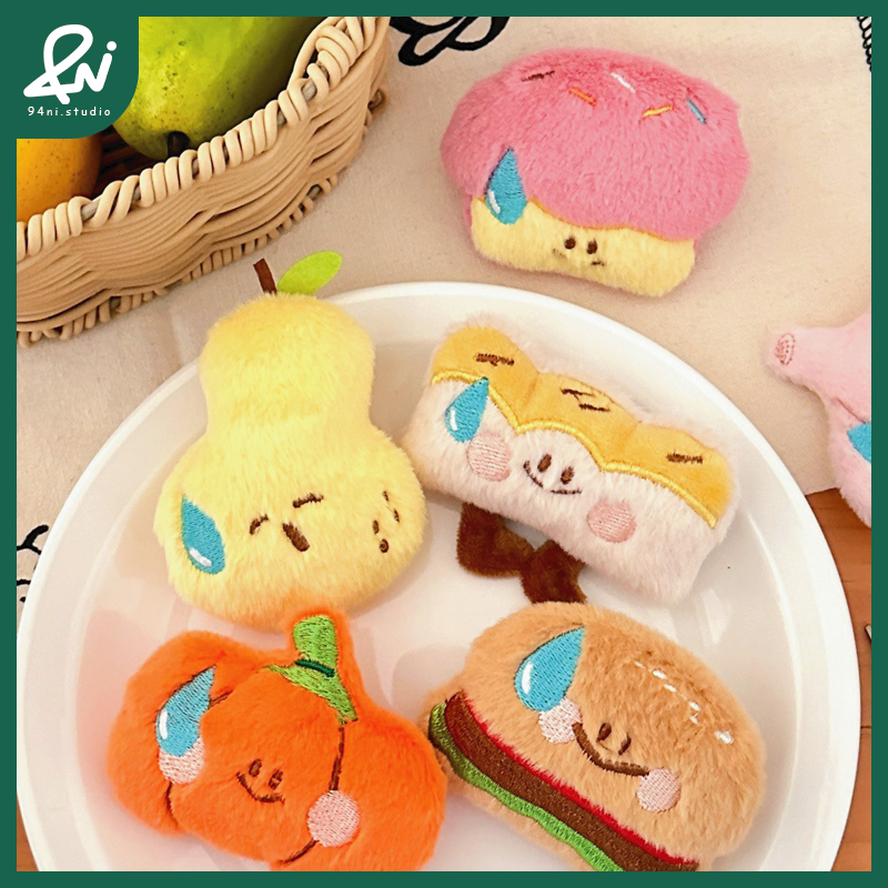 『台灣現貨』汗顏可愛毛絨玩偶吊飾｜呆萌公仔鑰匙扣｜少女心包包掛飾掛墜｜一秒融化你心的小呆萌來啦【94ni.studio】-細節圖3