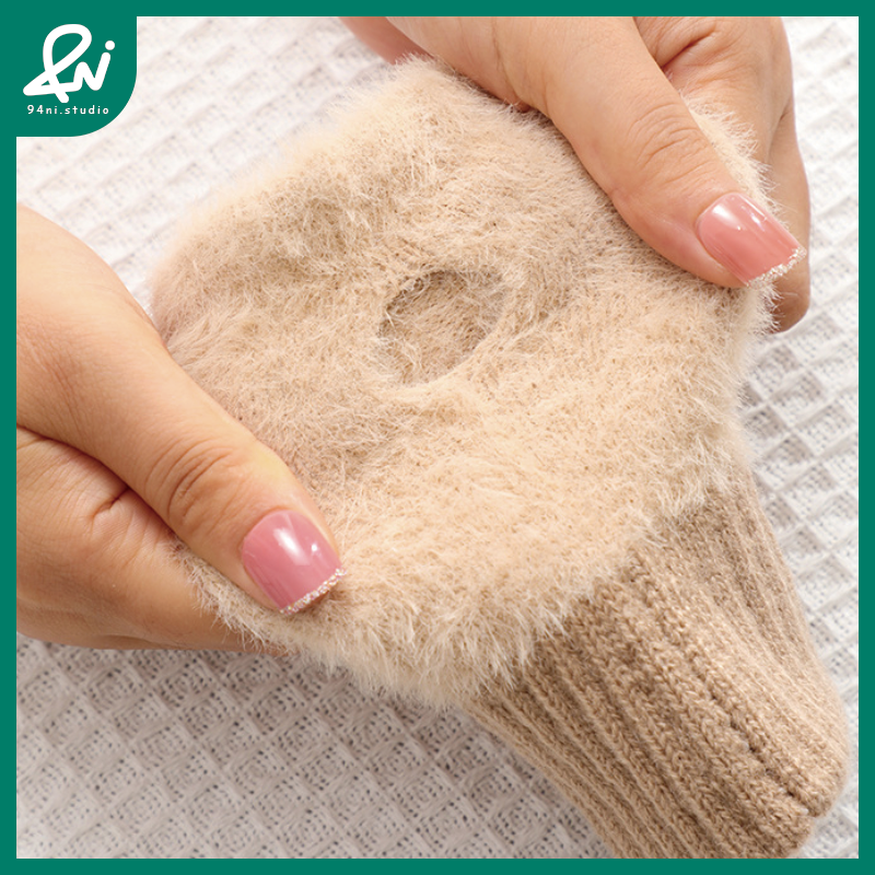 『台灣現貨』針織仿貂毛半指手套 保暖防寒 觸屏靈活 冬季必備 純色 長款 多色 半指手套【94ni.studio】-細節圖3