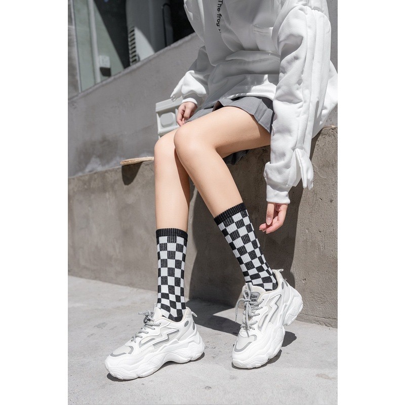 🔥24h出貨🔥棋盤格 女中筒襪 女襪 女長襪 文青風 襪子 格紋襪 棉襪 潮流 嘻哈街頭 學生襪 襪子女-細節圖2