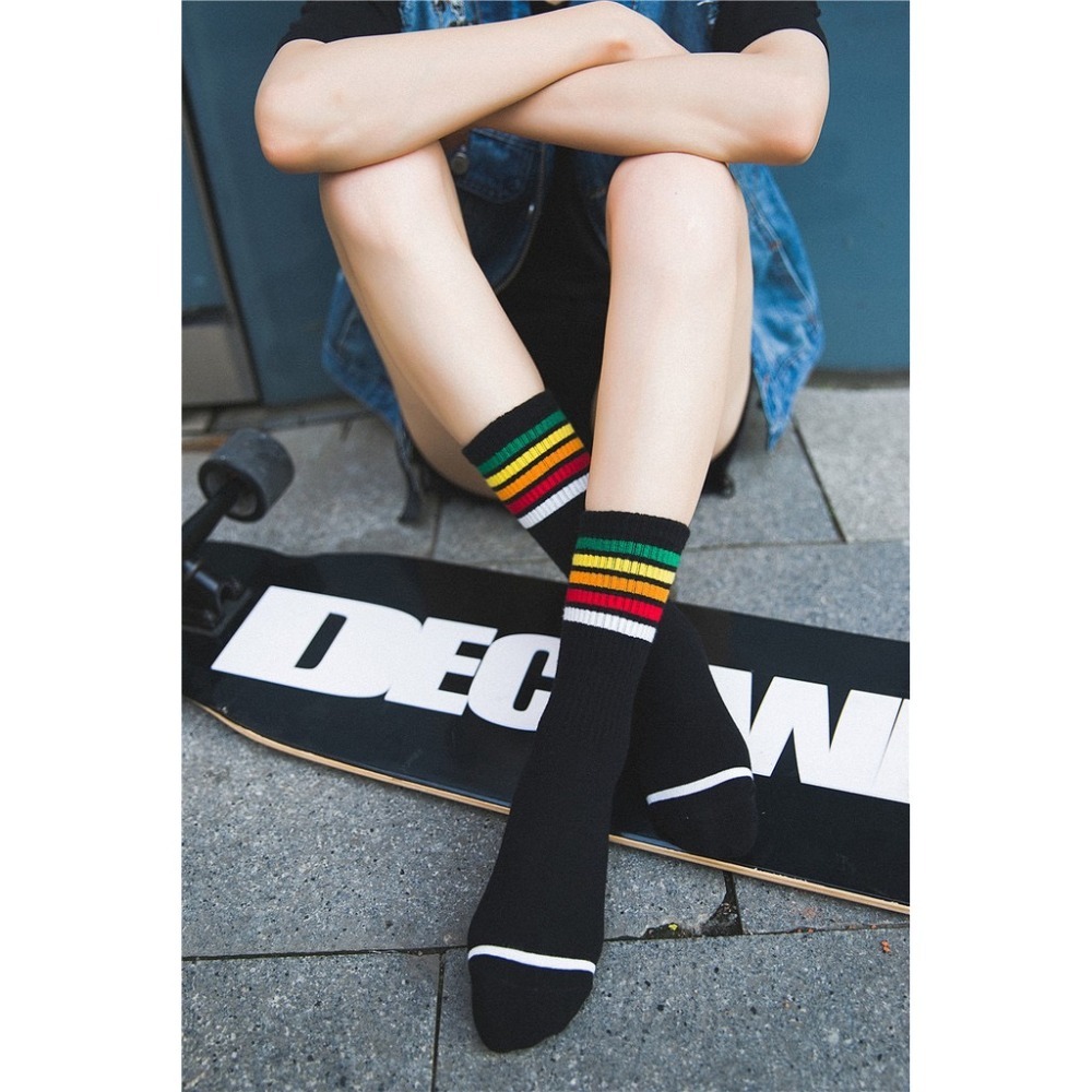 🔥台灣現貨🔥條紋襪 女中筒襪 中筒襪 棉襪 女長襪 女襪 襪子 素色襪 素襪 運動襪 潮流 學生襪 文青-細節圖8