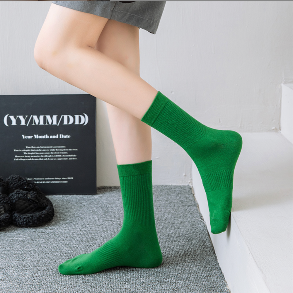 🔥24h出貨🔥女中筒襪 女素色襪 長襪 女襪 棉襪 綠色襪 學生襪 襪子 經典中筒襪 森林系 文青襪 百搭襪-細節圖6