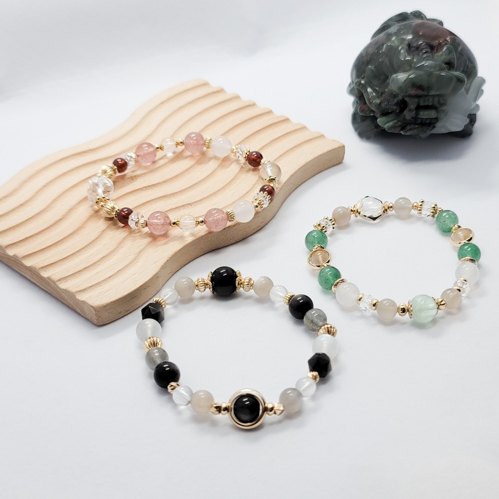 水晶手串｜白水晶 綠草莓晶 白玉髓 橙月光 羽毛螢石 黃兔毛-細節圖5