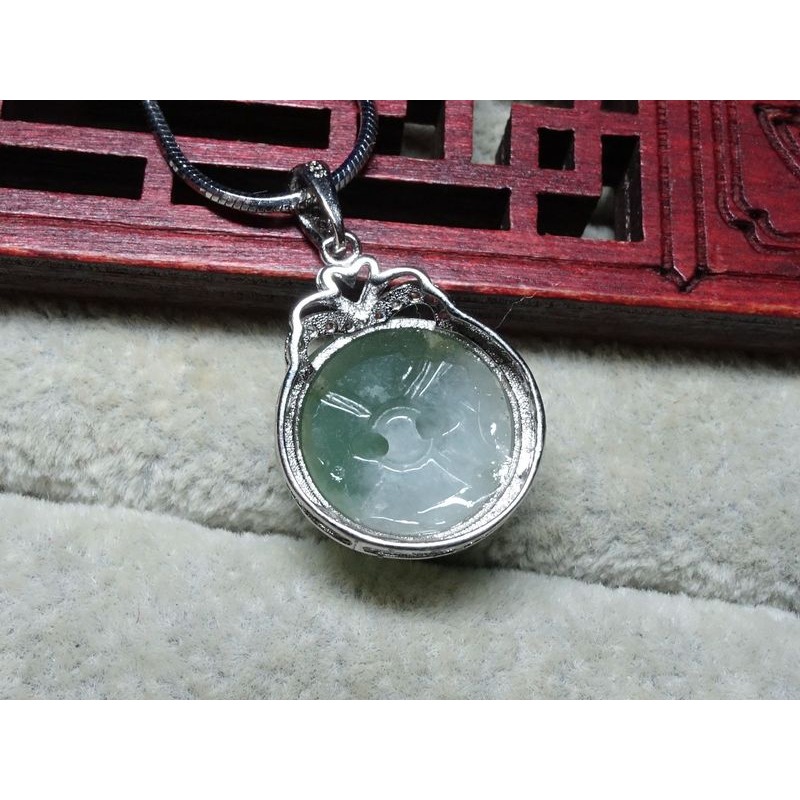 清貨不議價1200元~天然緬甸玉A貨/微綠/半山半水，S925銀/花朵玉墜~附証附鍊~(12Z1371-6)~孫裴筠-細節圖3