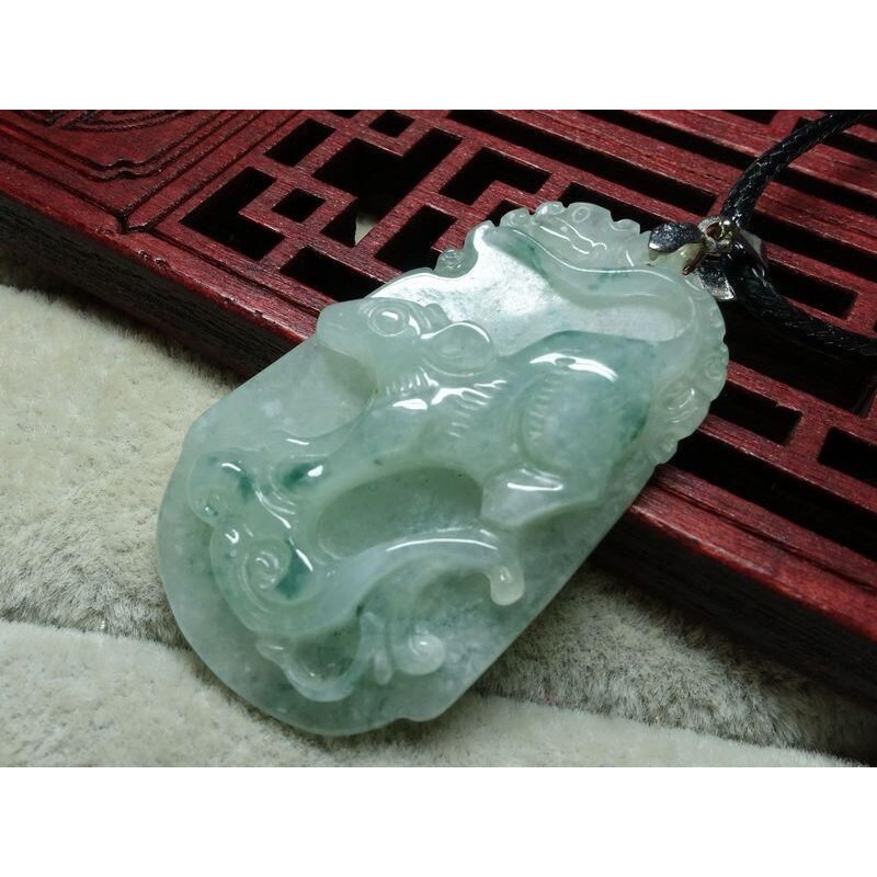 天然緬甸玉A貨/飄綠，鼠生肖玉墜~出清不議價999元~附墜頭附皮繩~(78Z191)~清貨~孫裴筠-細節圖7