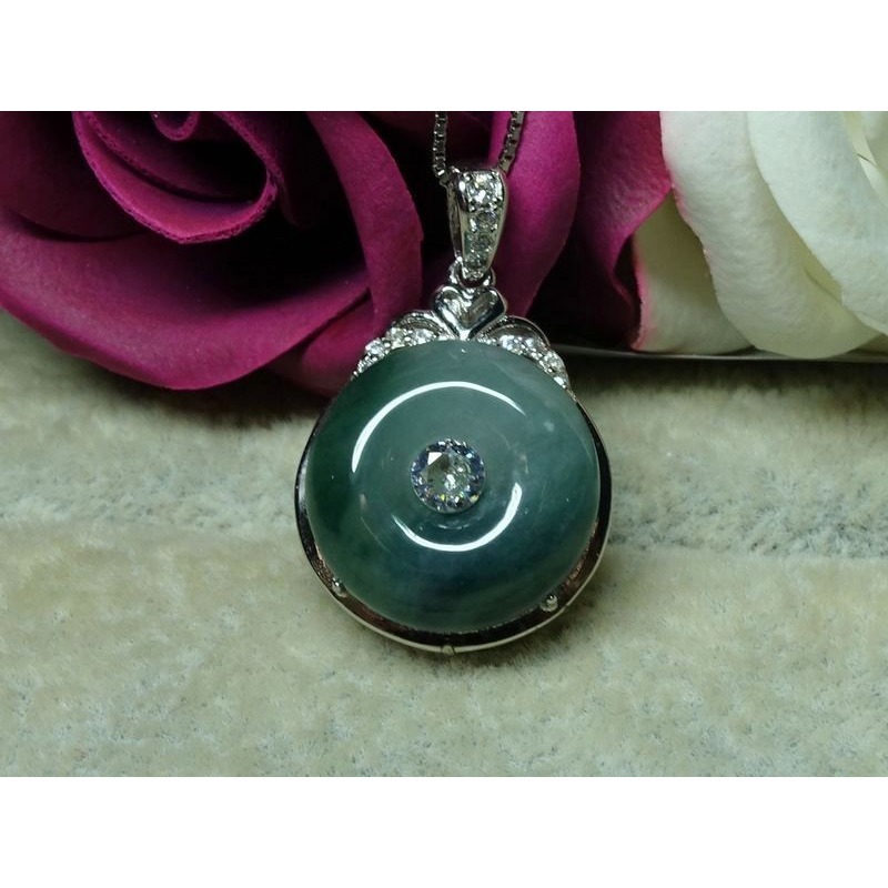 清貨不議價1200元~天然緬甸玉A貨/飄綠，S925銀/小平安扣玉墜~附証附鍊~(53Z1402-1)~孫裴筠-細節圖4