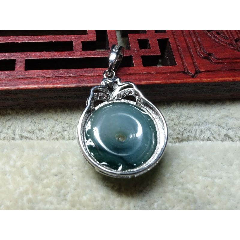 清貨不議價1200元~天然緬甸玉A貨/飄綠，S925銀/小平安扣玉墜~附証附鍊~(53Z1402-1)~孫裴筠-細節圖10
