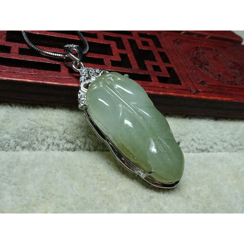 清貨不議價1050元~天然緬甸玉A貨/淺綠淺黃，S925銀/葉子玉墜~附証附鍊~(59Z1212-5)~孫裴筠-細節圖4