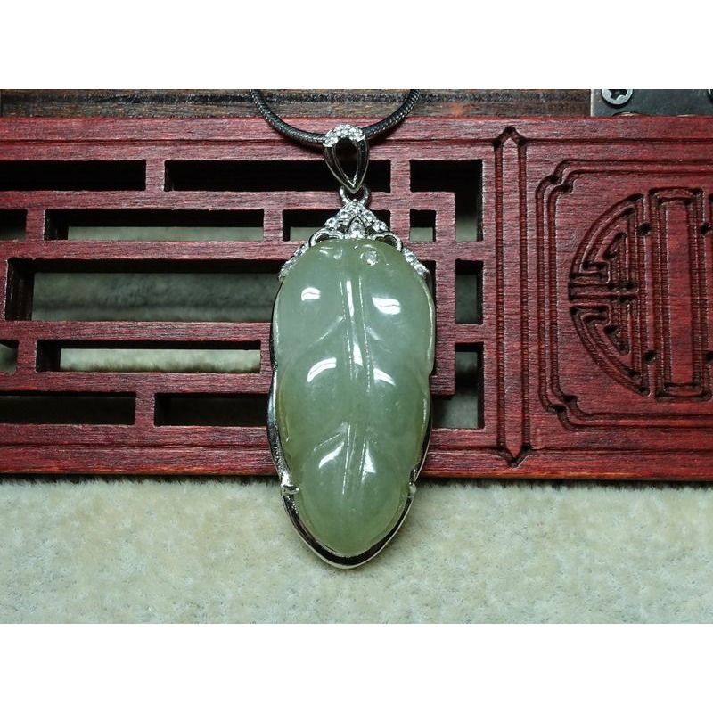 清貨不議價1050元~天然緬甸玉A貨/淺綠淺黃，S925銀/葉子玉墜~附証附鍊~(59Z1212-5)~孫裴筠-細節圖6
