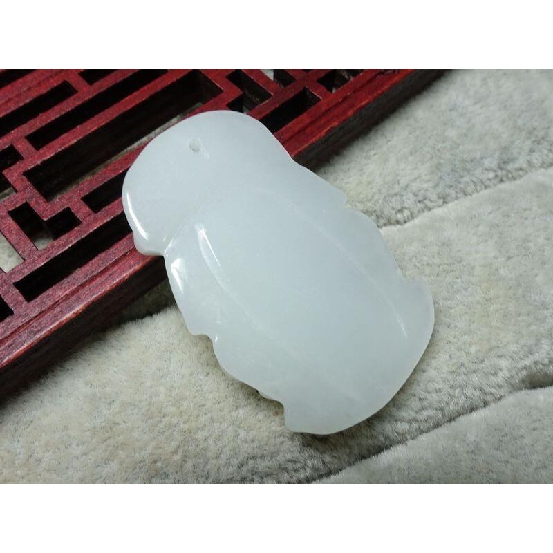 天然緬甸玉A貨/糯種/牛奶白，關公玉墜~出清不議價999元~附證附繩鍊~(91Z922-1)~孫裴筠-細節圖4