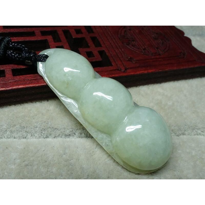 清貨不議價350元~天然緬甸玉A貨/糯種淡黃，福豆玉墜~附繩鍊~(61Z381)~孫裴筠-細節圖9