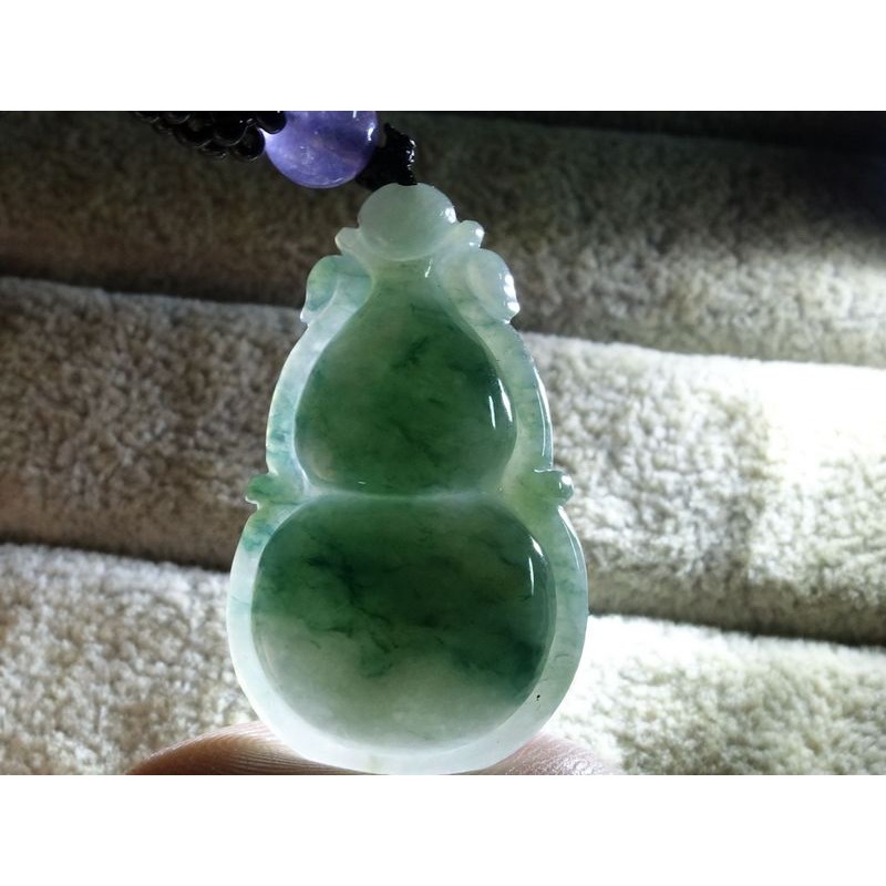 天然緬甸玉A貨/飄綠，葫蘆玉墜~出清不議價1380元~附證附繩鍊~(69Z1058)~清貨~孫裴筠-細節圖6