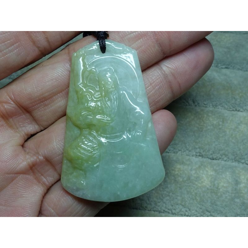 清貨不議價1280元~天然緬甸玉A貨/微黃，關公玉墜~附證附繩鍊~(73Z1119)~孫裴筠-細節圖8