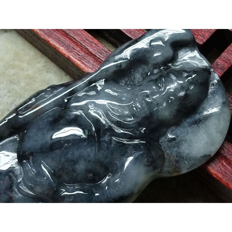 清貨不議價1000元~天然緬甸玉A貨/烏雞，關公玉墜~附證附繩鍊~(76Z1232)~孫裴筠-細節圖4