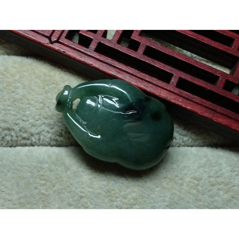 清貨不議價1000元~天然緬甸玉A貨/油青，彌勒佛玉墜~附證附繩鍊~(36Z1092)~孫裴筠-細節圖7