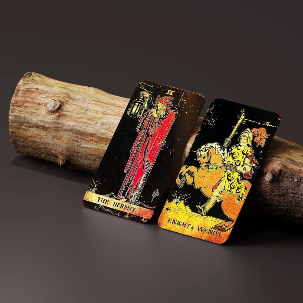 免運❤️莉莉塔羅❤️正版 私人發行 黑色金邊 復古老舊感塔羅牌卡 偉特 卡牌 占卜卡牌 初學者適用-細節圖7