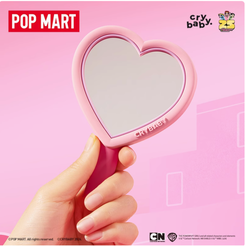 【全新現貨】POPMART 泡泡瑪特 CRYBABY × 飛天小女警系列手機支架支架週邊-細節圖3