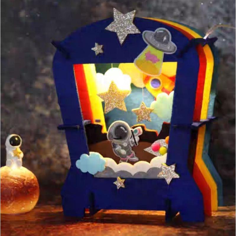 🇹🇼現貨 親手Diy儀式感【🍀幸福四葉草🍀】《翱翔宇宙太空人USB夜燈》 diy材料包/ 不織布免裁剪/親子手作/社團-細節圖6