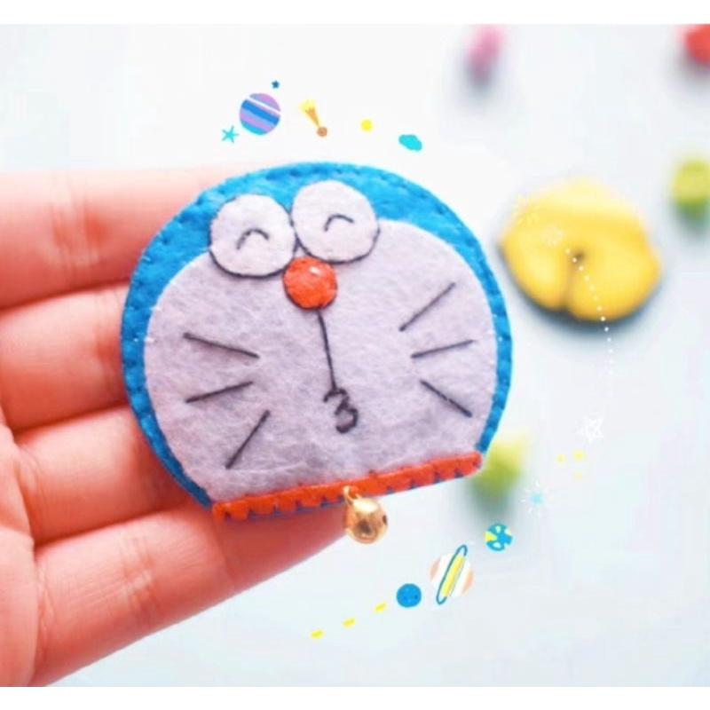 🇹🇼現貨 親手縫更有愛【🍀幸福四葉草🍀】《小紅帽大野狼 A夢 熊大 一組2入》 diy/ 不織布材料包 免裁剪/親子手作-細節圖3