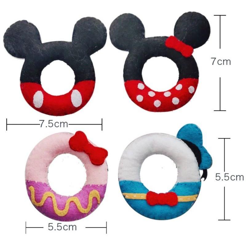 🇹🇼現貨 親手縫更有愛《🍀幸福四葉草🍀》《一組2入米奇米妮 唐老鴨 甜甜圈掛飾》diy材料包/不織布免裁剪/批發/文創-細節圖2