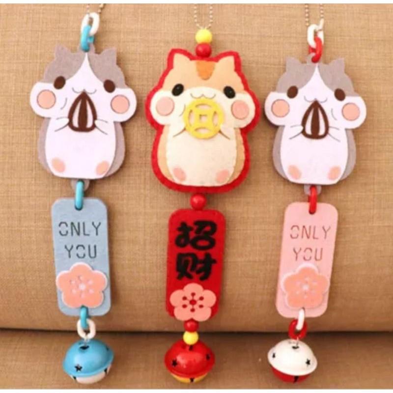 🇹🇼現貨 親手作更有愛【🍀幸福四葉草🍀】黏貼《可愛倉鼠系列》不織布材料包/免裁剪/手作材料/卡套/親子手作/掛飾/停車牌-細節圖3