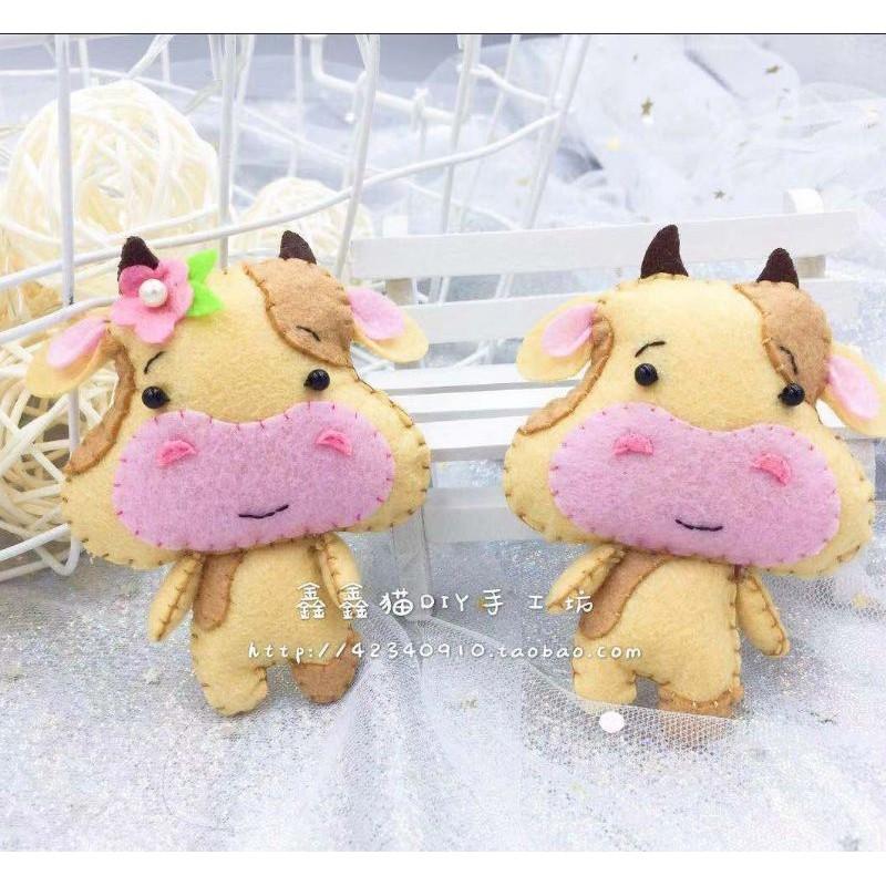 【Diy親手縫更有愛♡速寄】《萌牛鑰匙圈掛飾9*7 鑰匙圈顏色隨機》不織布材料包/免裁剪/批發/文創/孕期手作/親子手作-細節圖2