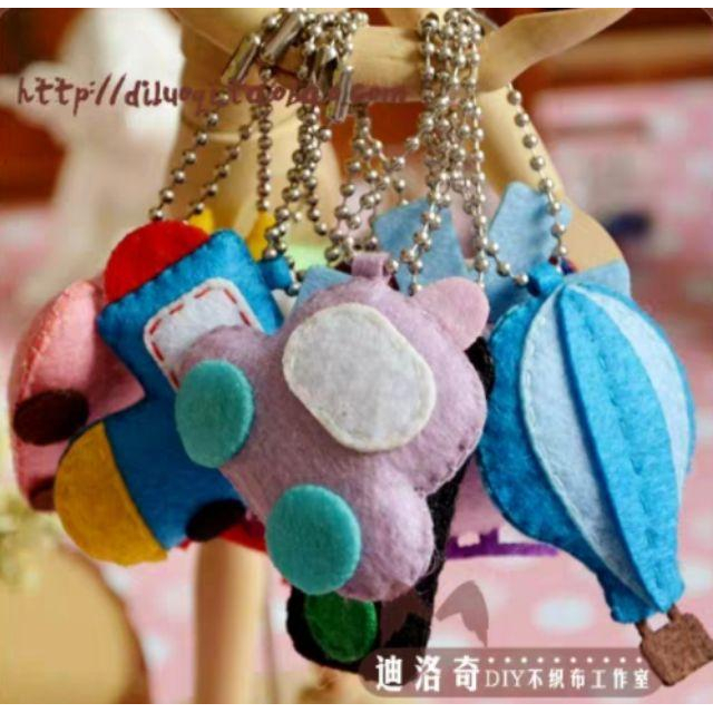 【Diy親手縫更有愛♡現貨】《小可愛系列10入交通掛飾》不織布材料包/免裁剪/批發/文創/療癒/親子手作/優雅手作-細節圖2