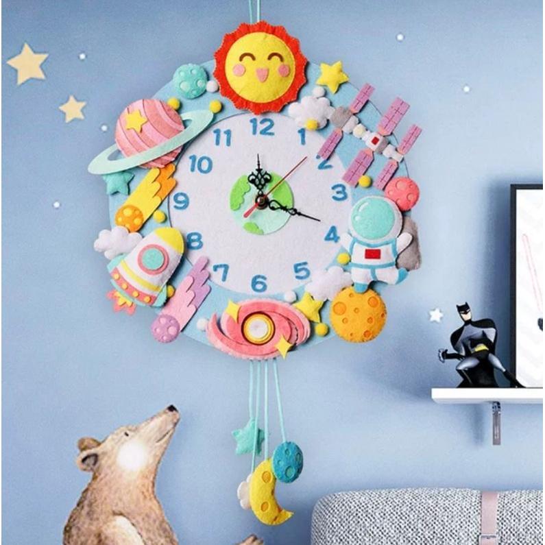 🇹🇼現貨 親手縫更有愛【🍀幸福四葉草🍀】《可愛時鐘掛鐘4款》不織布材料包/免裁剪/批發/文創/親子手作-細節圖8