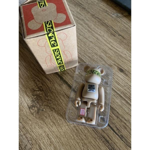 Be@rbrick x STPL handle with care 100%