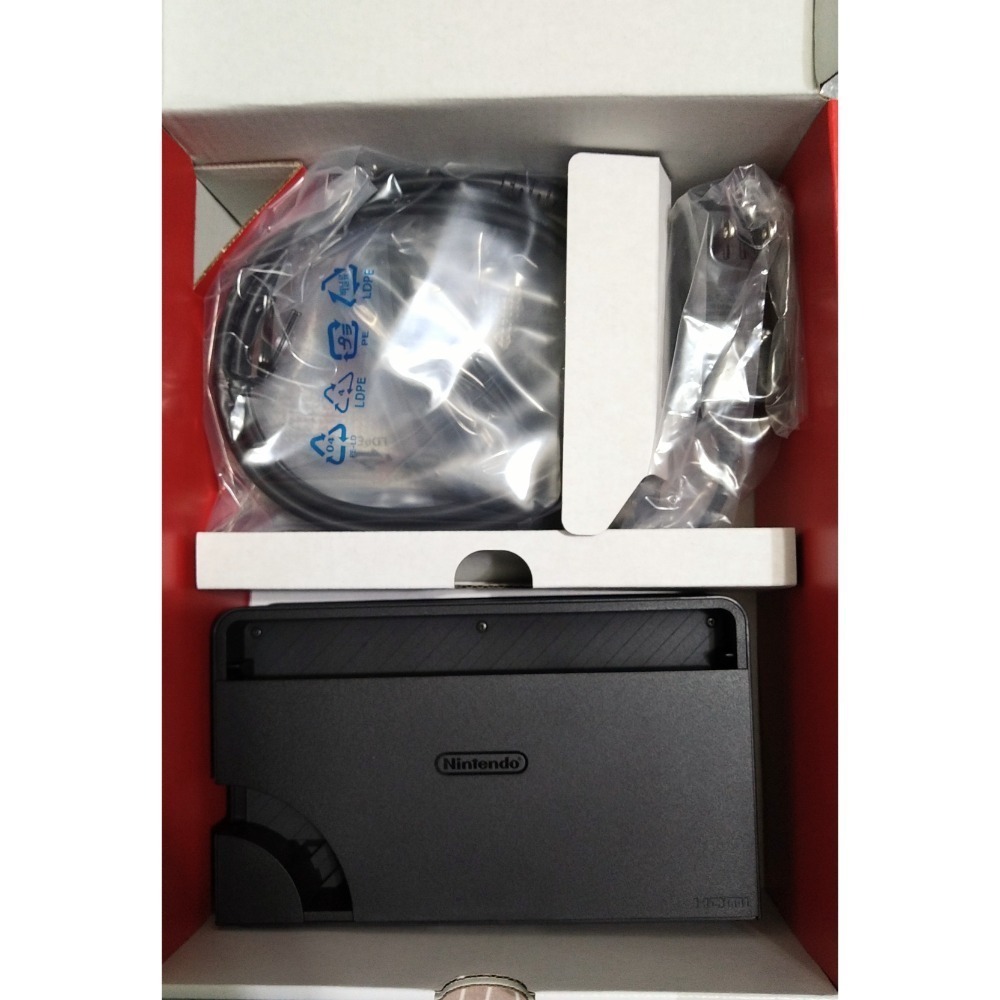 全新Switch 主機-細節圖3