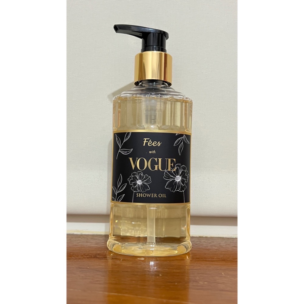 買1送2！限量特價！全新【VOGUE X Fées Beauté 法緻 諾曼第茉莉髮膚賦活組】含沐浴油 髮浴 身體乳/乳-細節圖3